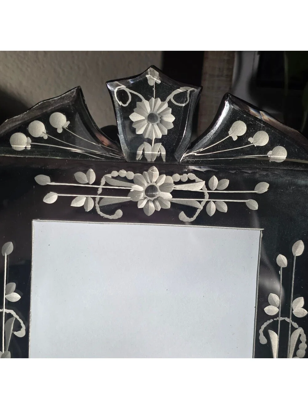 Venetian Style Mirrored Glass 4x6 Picture Frame Etched Floral Beveled Vintage